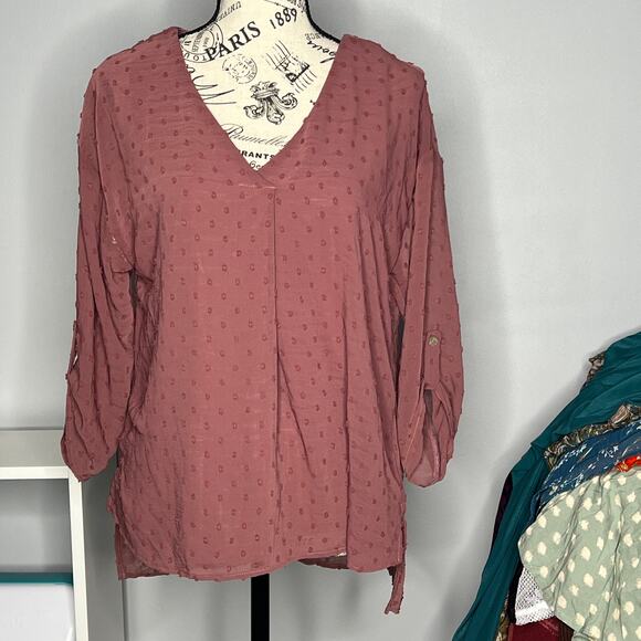 Beacon Apparel SMALL Shiloh Clipdot Blouse - Stitch Fix Embroider Dot Tab Sleeve - Picture 12 of 12